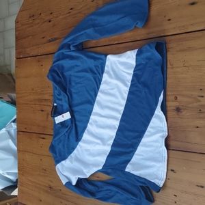 Nwt Viennnois large long sleeve lightweight tee